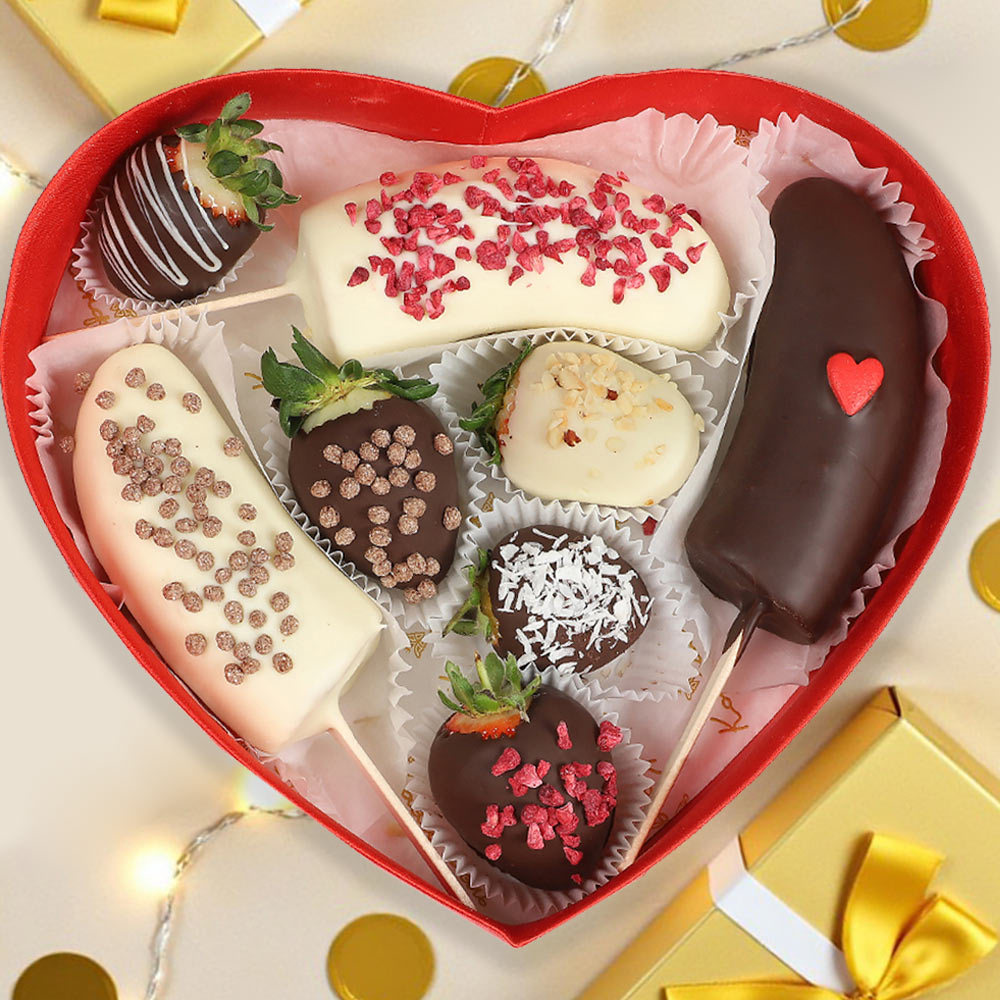 Набор бананы и клубника в шоколаде в ассортименте