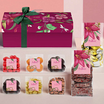 Подарочный набор: драже, конфеты глазированные, орехи 765г