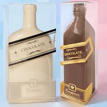 "Бутылка виски" скульптура молочный и белый шоколад в ассортименте