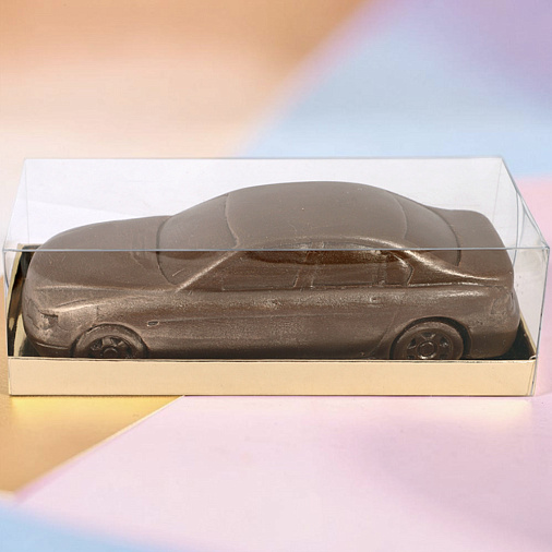 "BMW" скульптура молочный