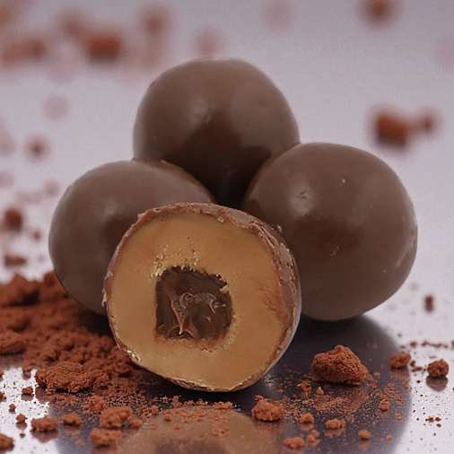 Драже "Ирис" в молочном шоколаде (жемчужная коллекция)