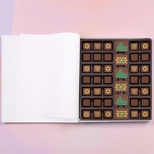 "Иудейская коллекция" книга с конфетами ассорти