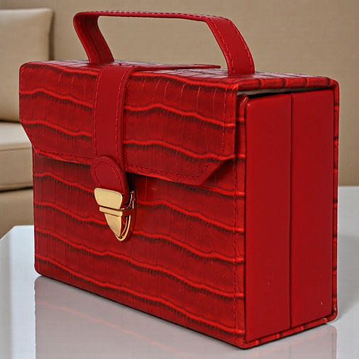 Шкатулка для украшений красная 12,5х5х10см