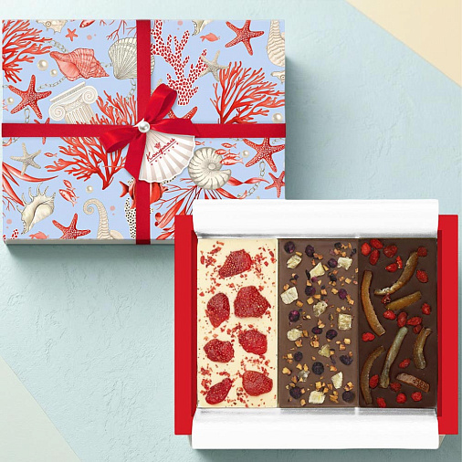 Набор шоколада 3 вкуса с добавками: горький, молочный, белый 300г