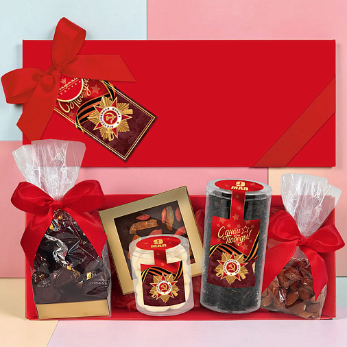 "С Днём Победы" подарочный набор: шоколад, чай, драже