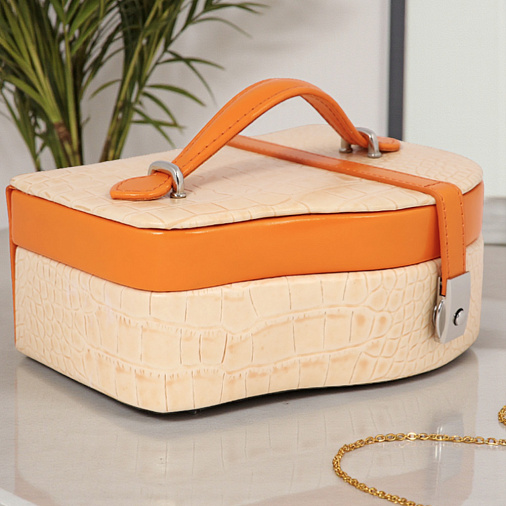 Шкатулка для украшений оранжевая 21х12х8 см 