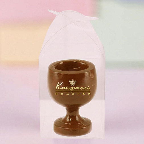 "Рюмка" скульптура молочный шоколад