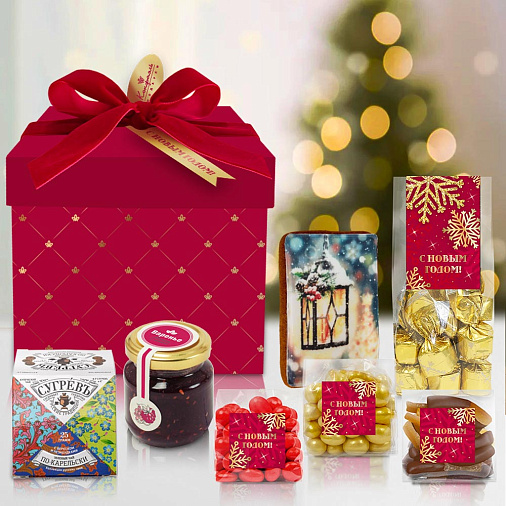 Новогодний набор с конфетами, вареньем и чаем 450г