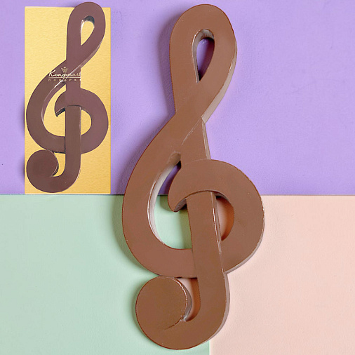 "Скрипичный ключ" скульптура молочный шоколад