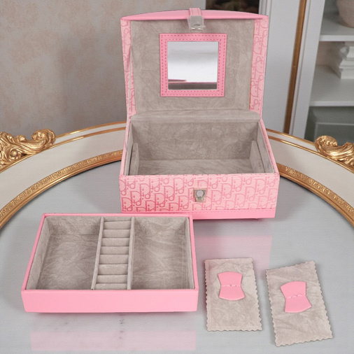 Шкатулка для украшений розовая 16х11,5х9см