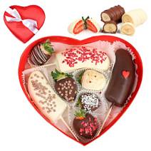 Свежая клубника и бананы в шоколаде набор сердце 410г 