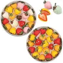 Зелёная круглая коробка с клубникой в шоколаде в ассортименте