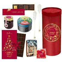 Новогодний набор: конфеты ассорти, пряник, чай, варенье 450г