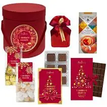 Новогодний набор конфет: ассорти, драже, меренги, чай, шоколад 635г